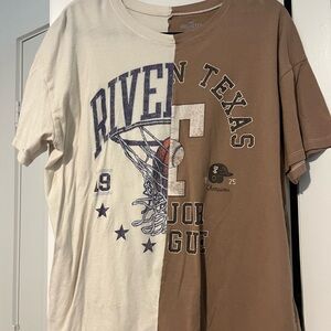 Hollister Cream and Brown Graphic Tee
